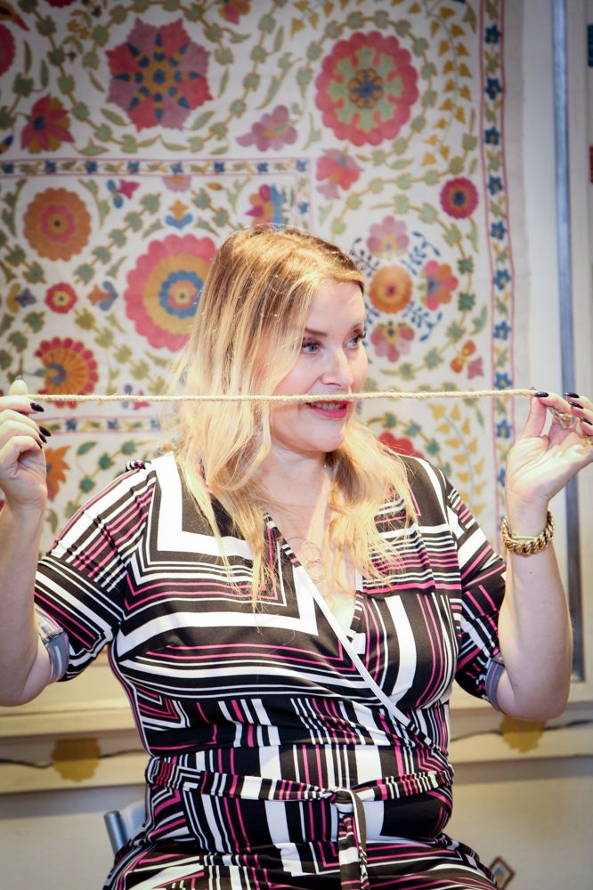 Juliette Karaman, teaching with rope